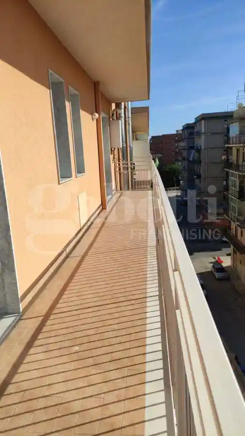 Bilocale buono stato, quinto piano, Bosco Minniti, Siracusa - foto 2