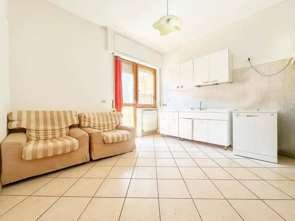 Appartamento piazza Aldo Moro 1, Centro, Teramo - foto 2