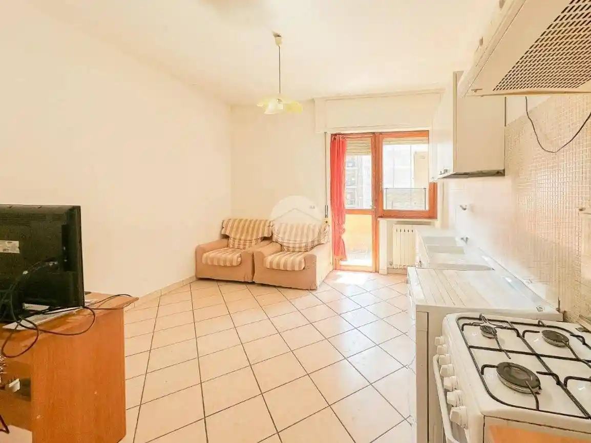 Appartamento piazza Aldo Moro 1, Centro, Teramo - foto 4