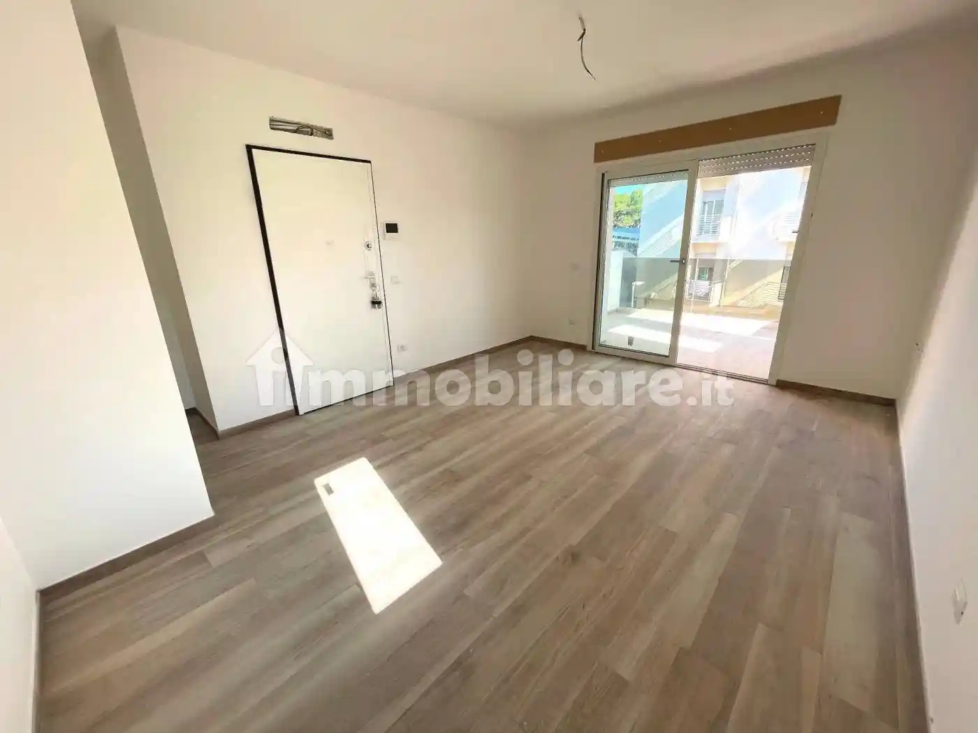 Trilocale Lungomare Guglielmo Marconi 198, Lungomare Marconi, Alba Adriatica - foto 4