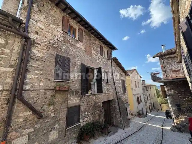Casa indipendente in vendita a Narni