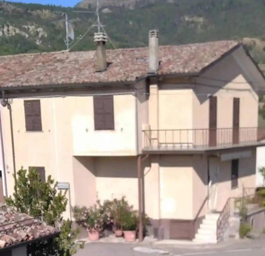 Villa unifamiliare Strada Provinciale No Number, Centro, Coli - foto 2