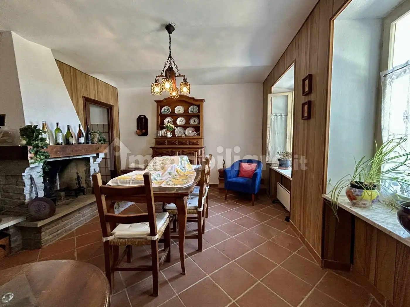 Casa indipendente in vendita a Montelupo Albese