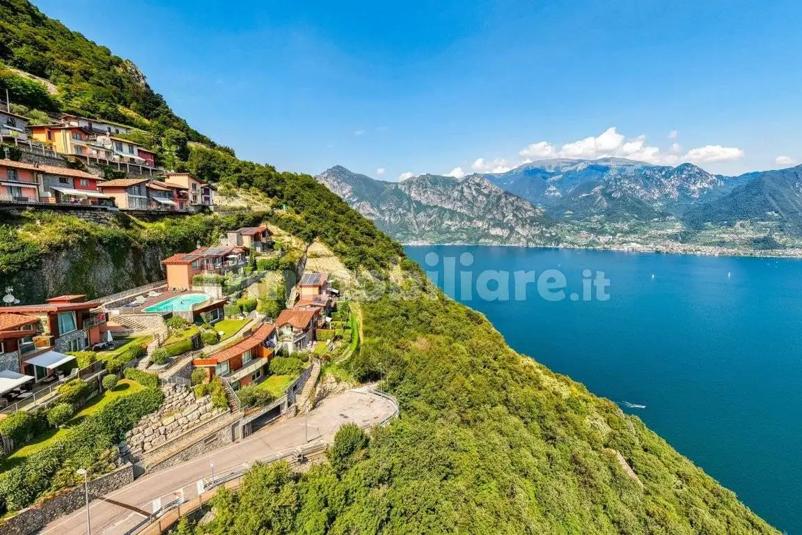 Villetta a schiera in vendita a Parzanica