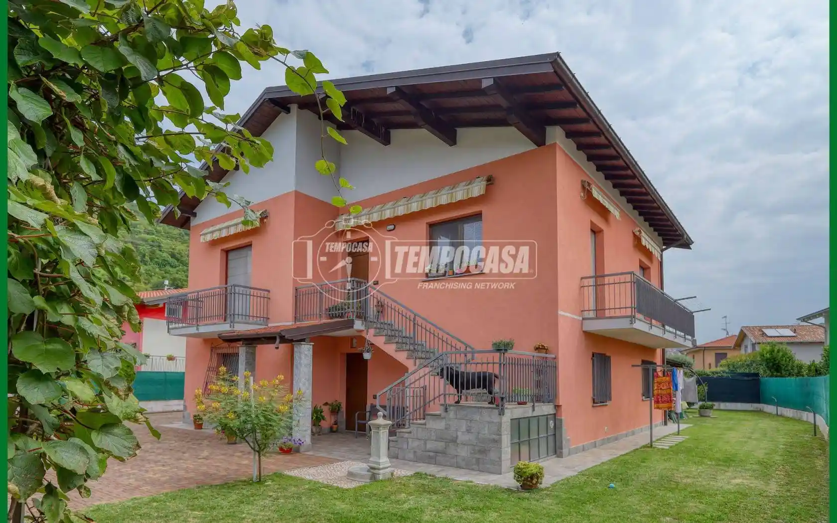 Villa in vendita a Arcisate