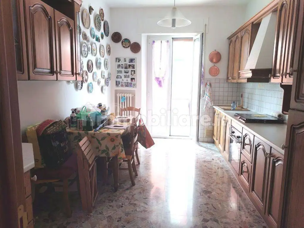 Appartamento in vendita a Jesi