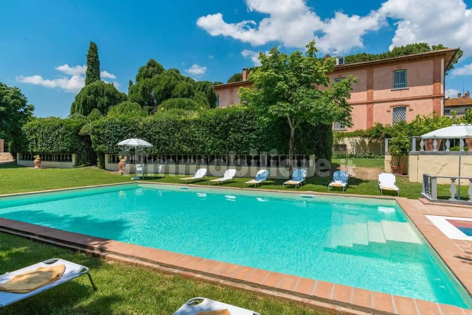 Villa in vendita a Castiglione del Lago