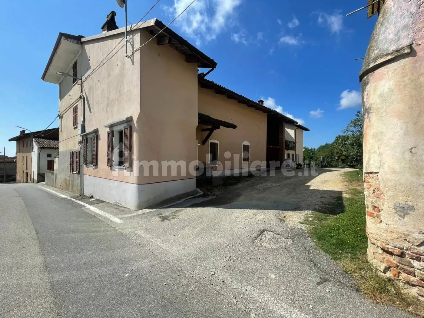 Appartamento in vendita a Canale