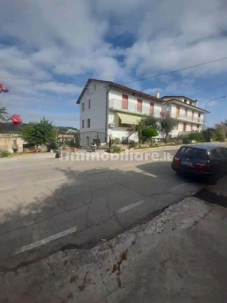 Villa unifamiliare Contrada Montupoli Foro 122, Renzetto, Miglianico - foto 5