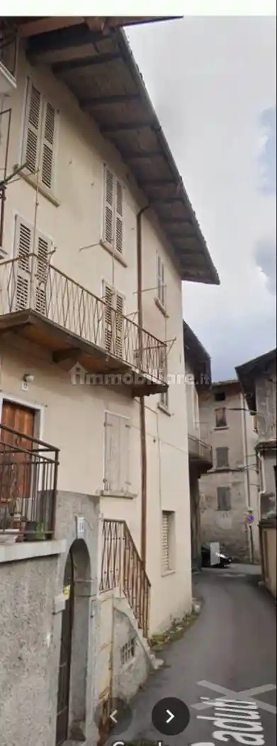 Palazzo - Edificio in vendita a Anfo