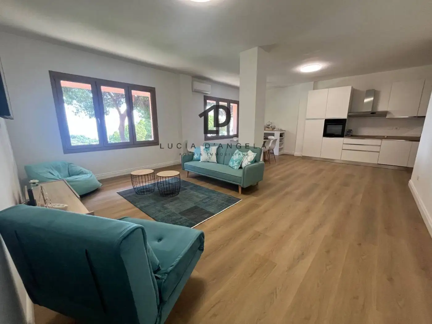 Appartamento in affitto a Stalettì