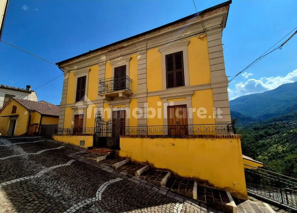 Villa in vendita a Farindola