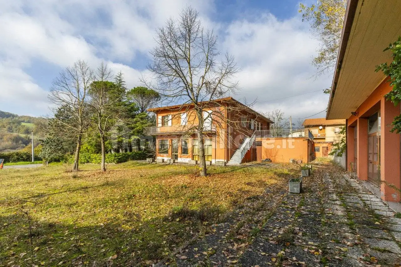 Palazzo - Edificio in vendita a Sestino