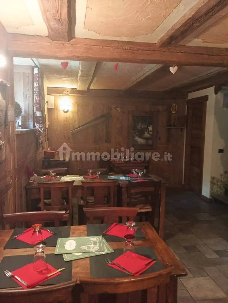 Villa unifamiliare via Cor Ranzola, Centro, Brusson - foto 5