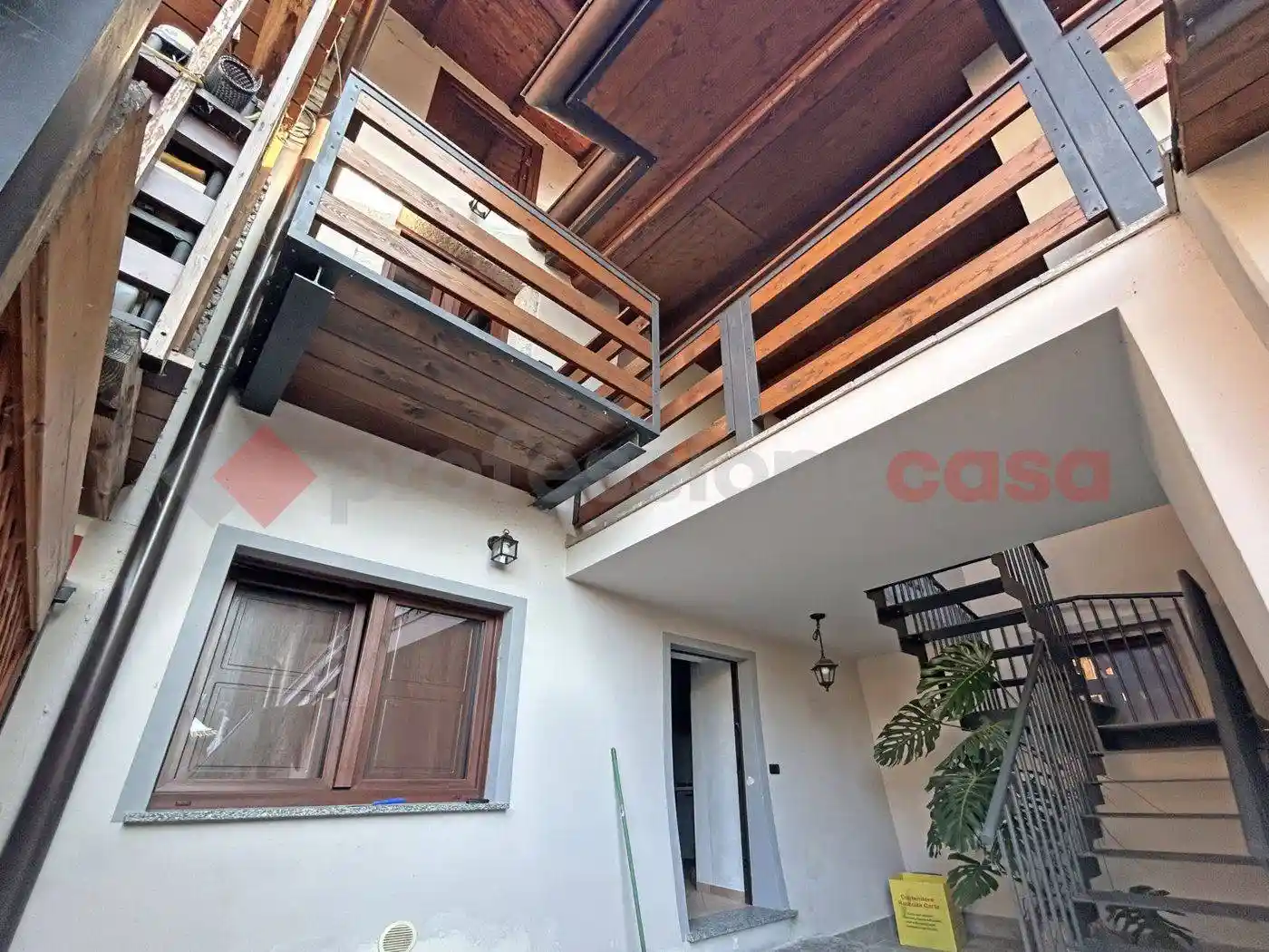 Casa indipendente in vendita a Arona