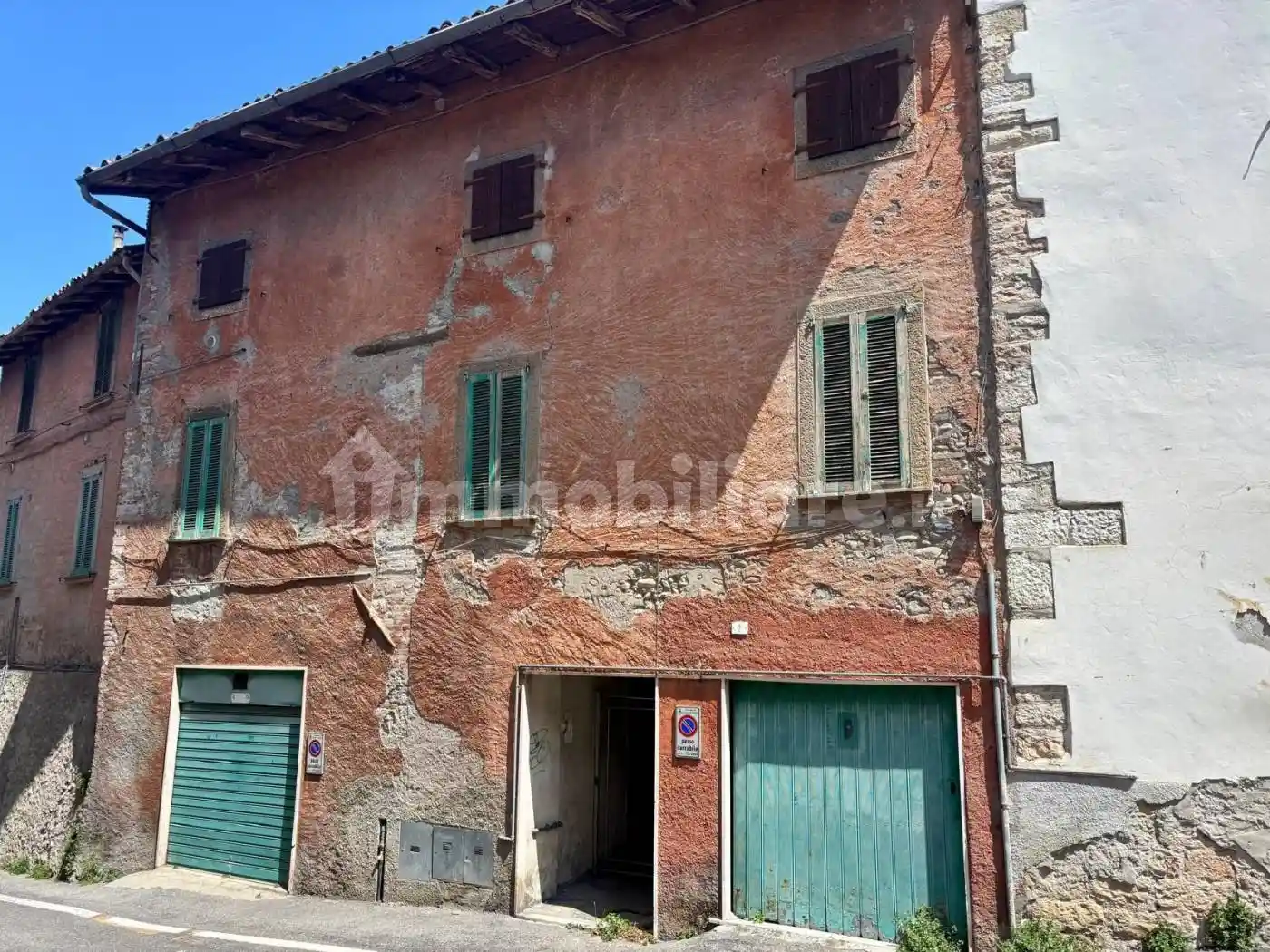Casa indipendente in vendita a Villa d'Almè