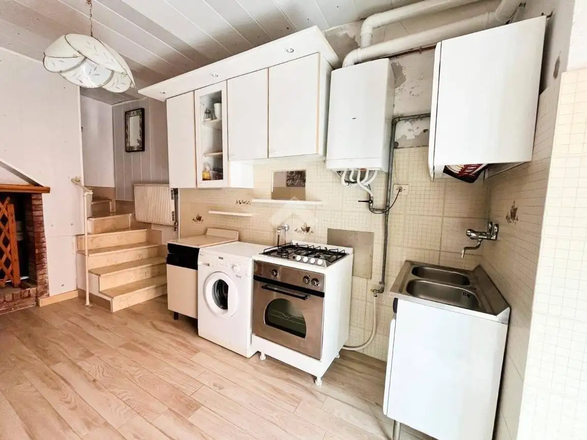 Terratetto plurifamiliare via Gioacchino Volpe 33, Centro, Castel Frentano - foto 3