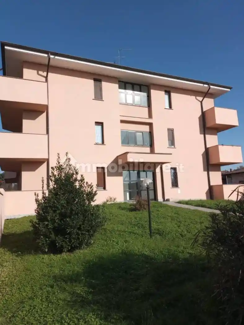 Appartamento in vendita a Turate