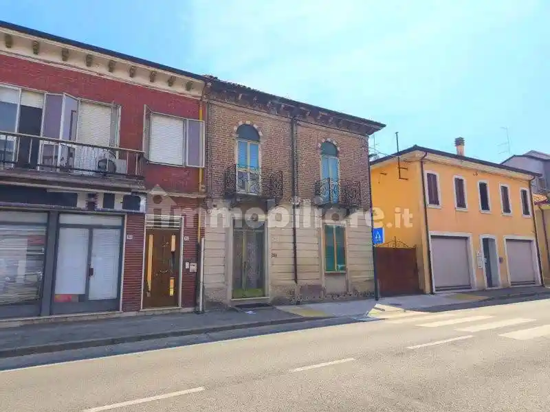 Villa in vendita a Sanguinetto