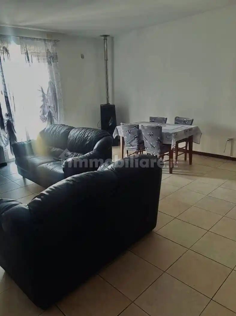 Trilocale via Bruno Buozzi 98, Contrada Prati, Castiglione del Lago - foto 2