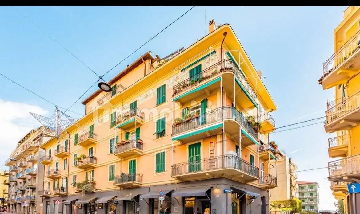 Appartamento in affitto a Alassio