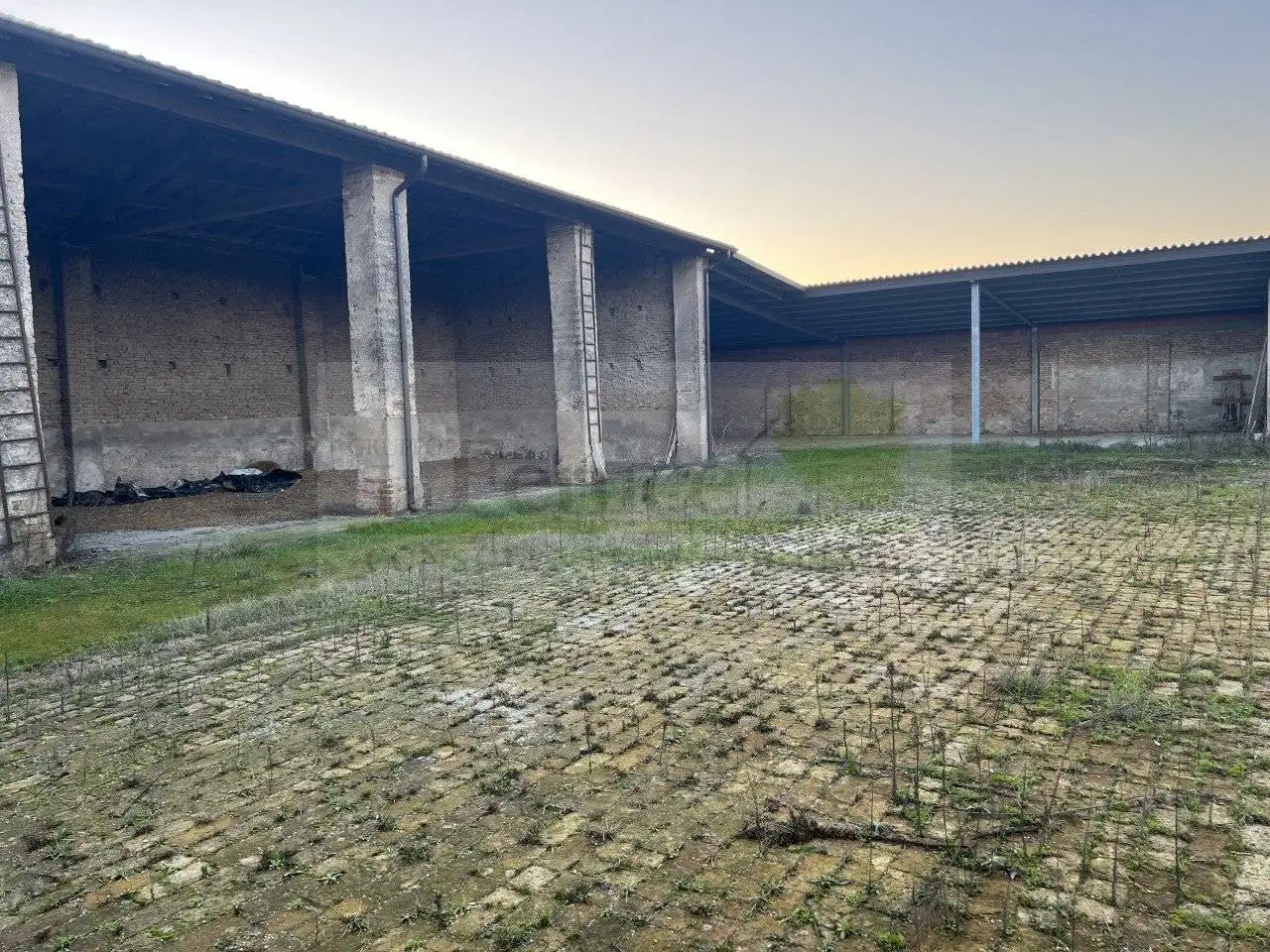 Rustico - Casale in vendita a Redondesco