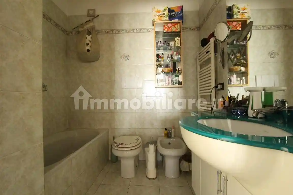 Appartamento via dei Glicini 2, Montorio, Verona - foto 5