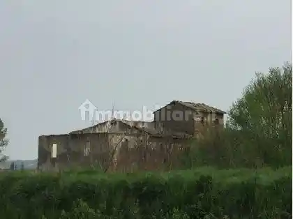 Rustico - Casale in vendita a Chiusi