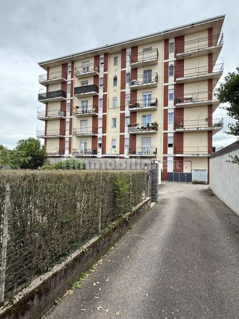 Appartamento in vendita a Gozzano