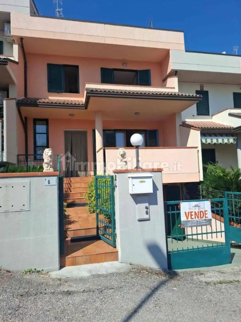 Villetta a schiera in vendita a Tortoreto