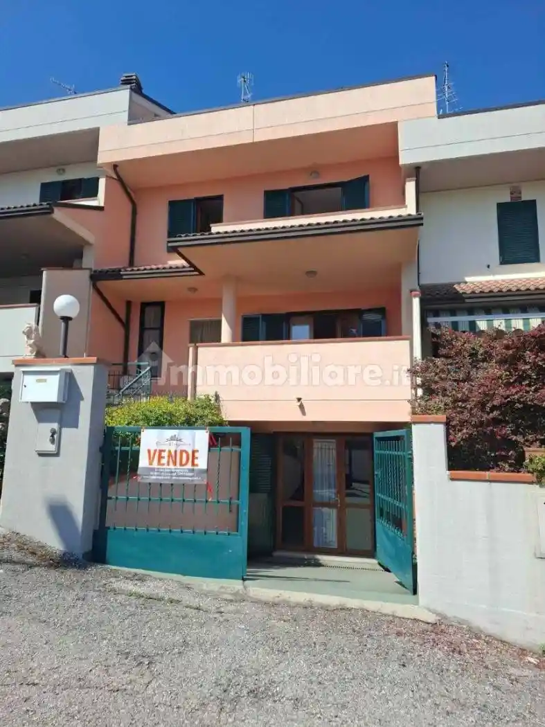 Villa a schiera via 24 Maggio 16, Centro, Tortoreto - foto 2