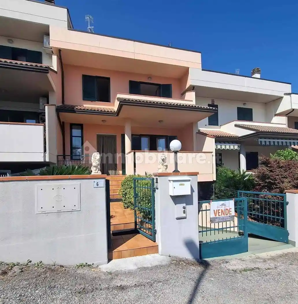 Villa a schiera via 24 Maggio 16, Centro, Tortoreto - foto 4