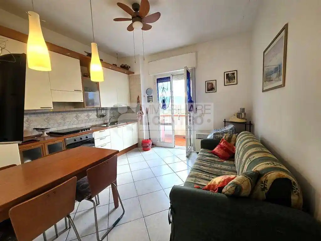 Appartamento in vendita a Luni