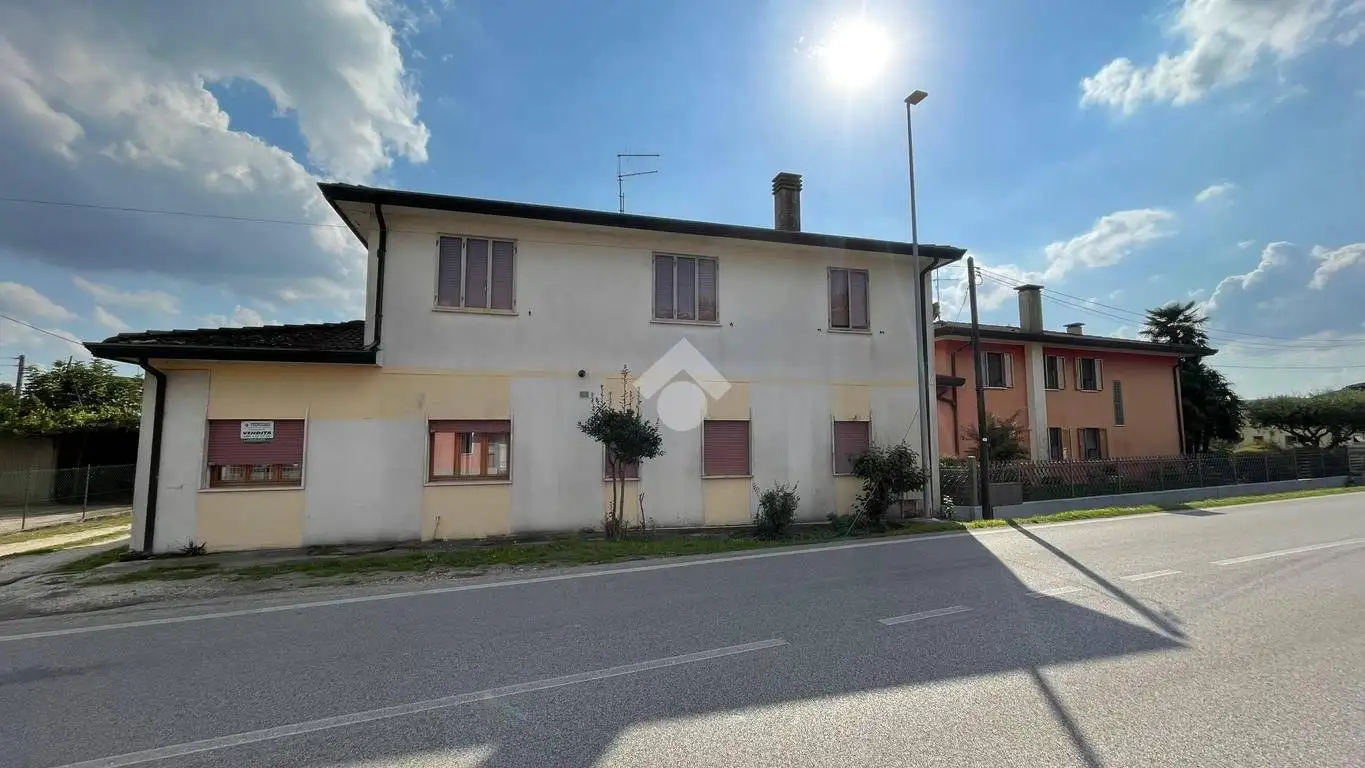 Terratetto unifamiliare via F.lli Bandiera 22, Le Casette, Bagnoli di Sopra - foto 2