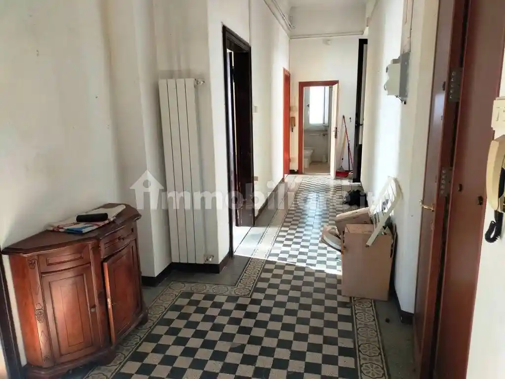 Appartamento in vendita a Livorno