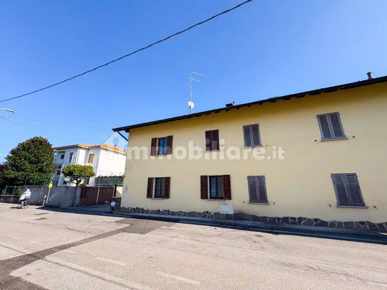 Casa indipendente in vendita a Monza