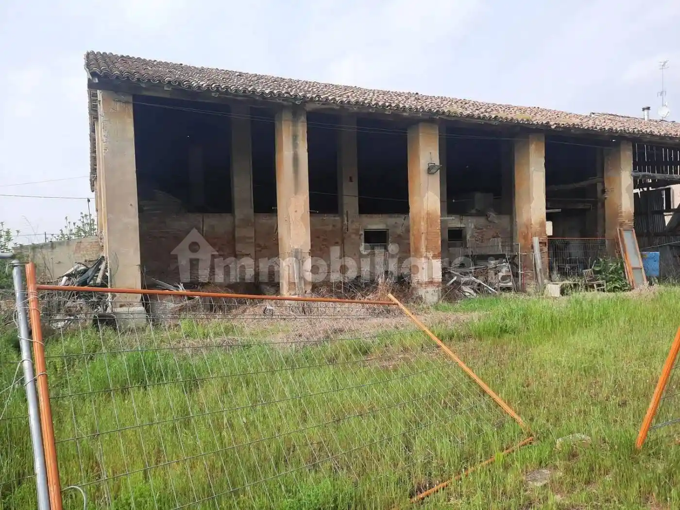 Rustico - Casale in vendita a Novellara