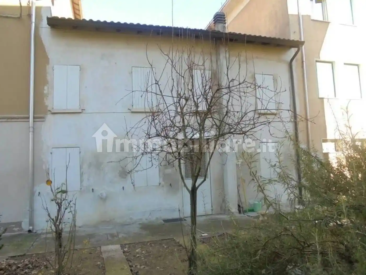 Villa in vendita a Campagnola Emilia