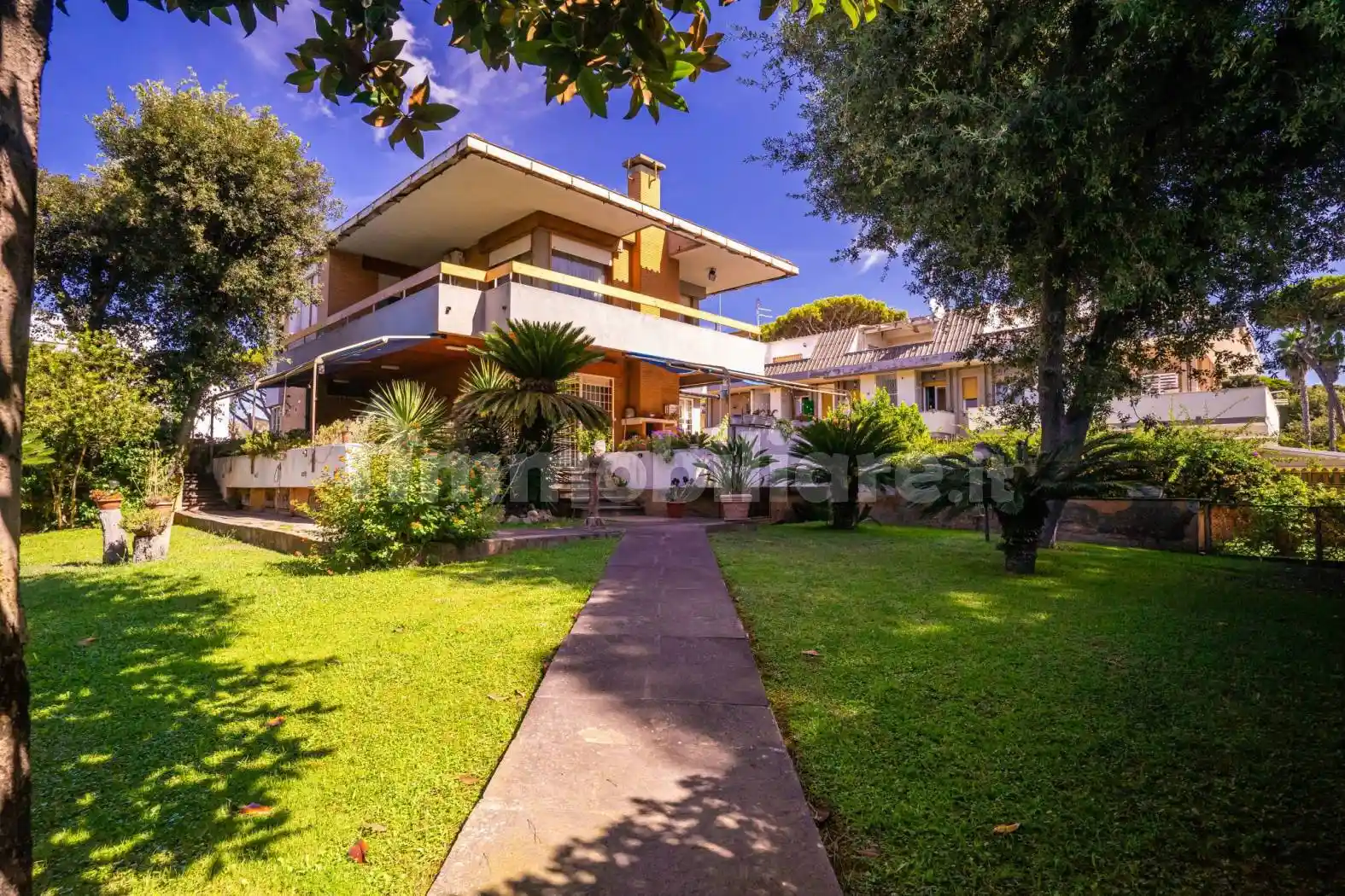 Villa in vendita a Fiumicino