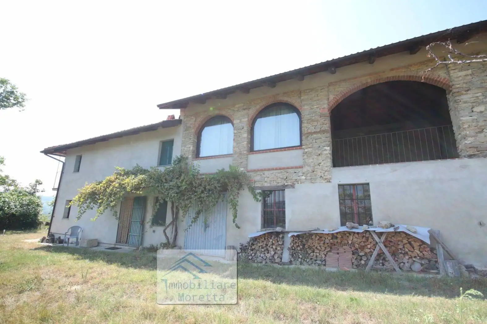 Rustico - Casale in vendita a Cerretto Langhe