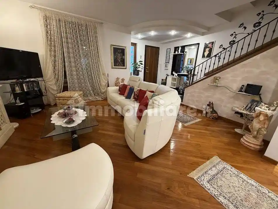 Villa a schiera via Ofelia Giugni 12, Villa Fiorita, Prato - foto 4