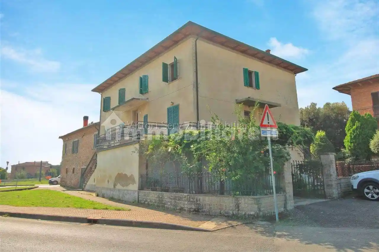 Appartamento in vendita a Torrita di Siena