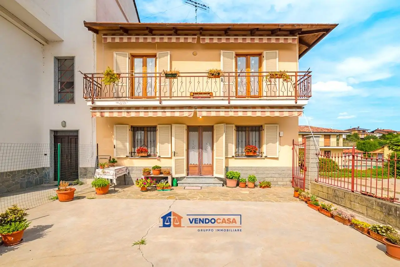 Villetta a schiera in vendita a Santa Vittoria d'Alba