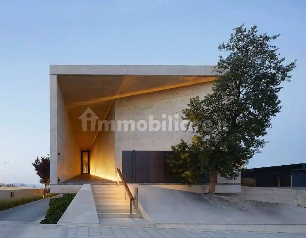 Villa in vendita a Cermenate