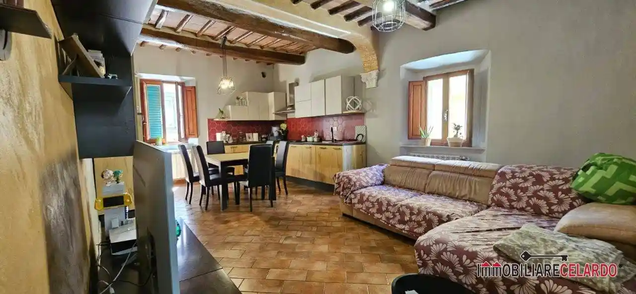 Appartamento in vendita a Colle di Val d'Elsa