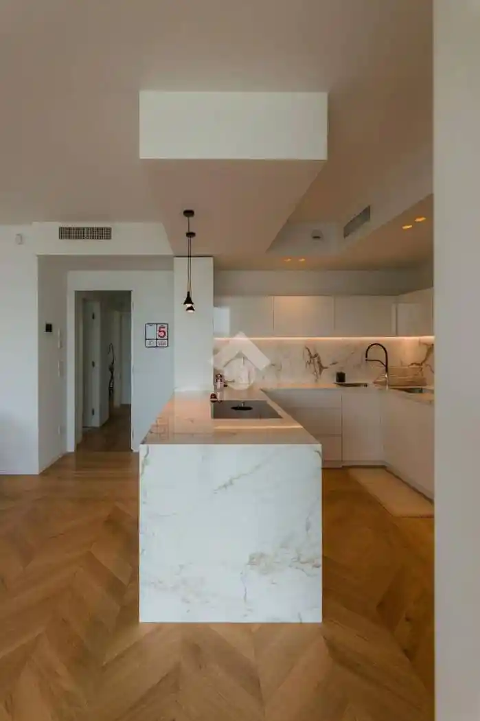 Appartamento in vendita a Piacenza