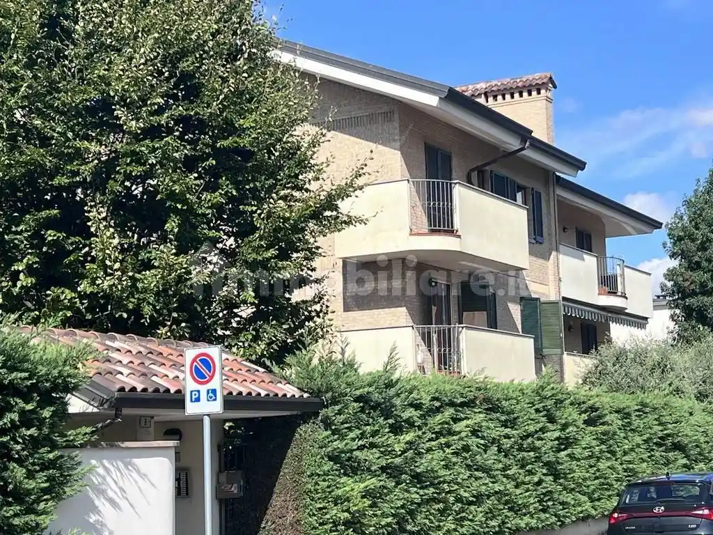 Appartamento in vendita a Desio