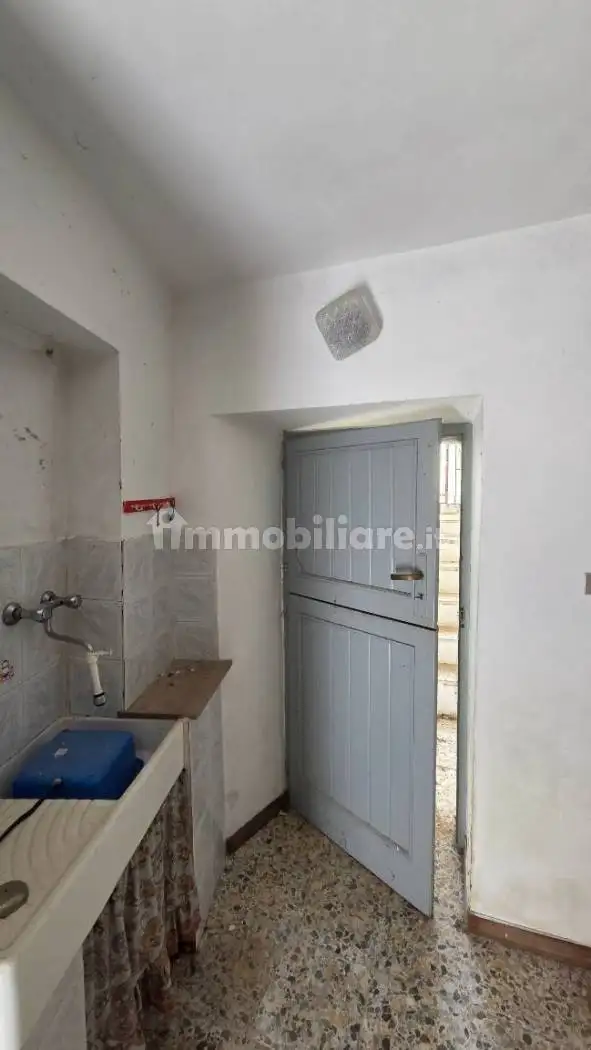 Bilocale via Insorti d'Ungheria, Colli a Volturno - foto 4