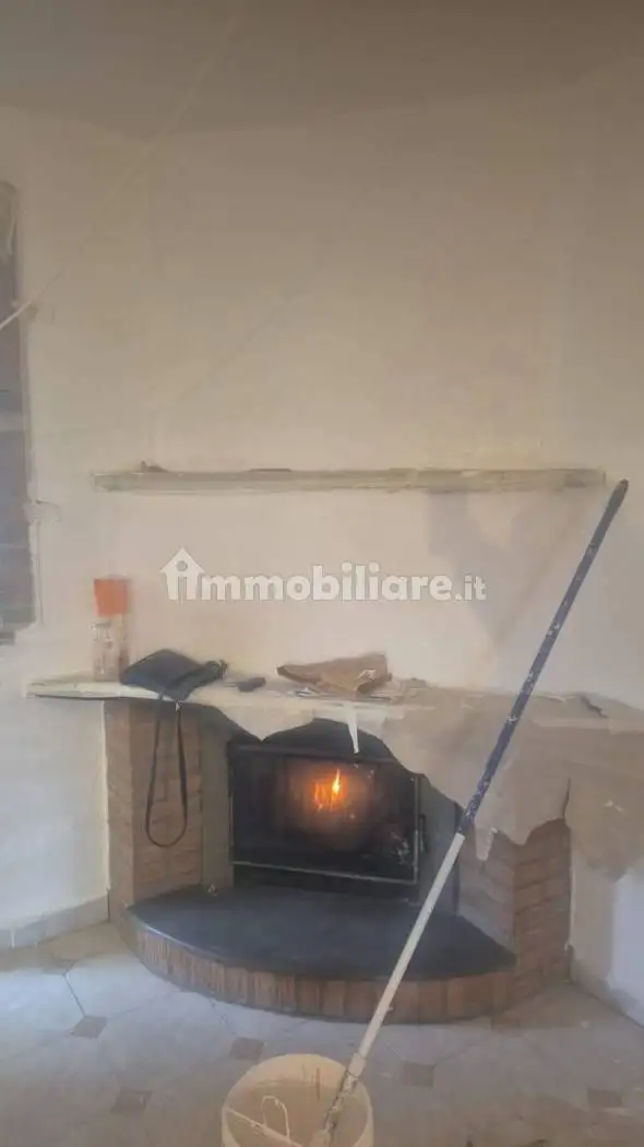 Casa indipendente in vendita a Lugagnano Val d'Arda