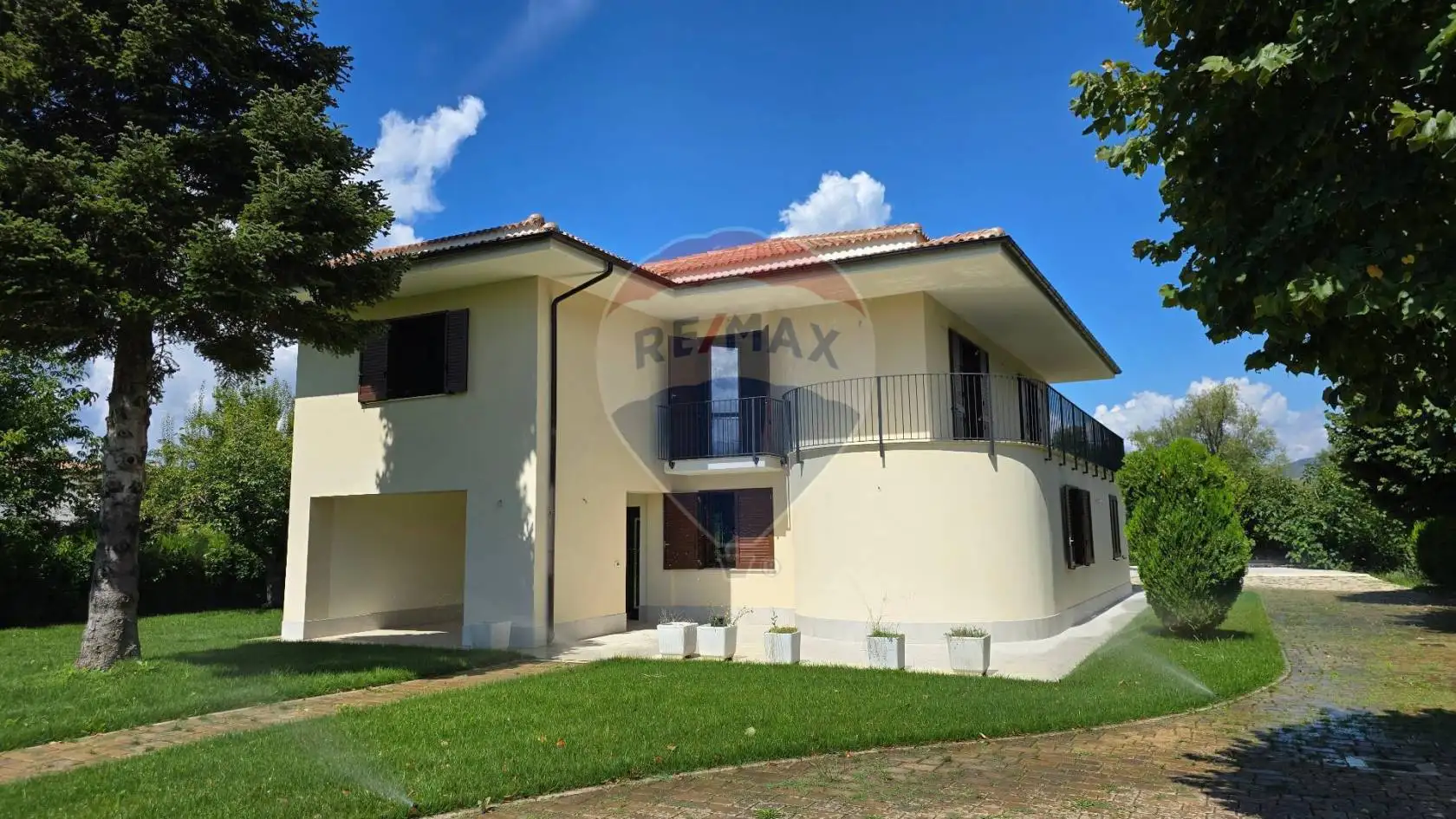 Villa in vendita a Sulmona